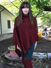 Poncho donna invernale in lana d'alpaca Zelda - La Mamita